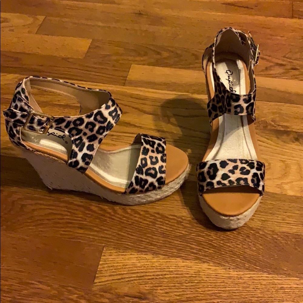 Leopard wedges